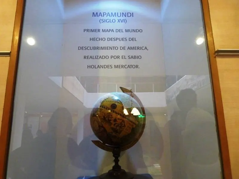 Museo de la evoluci&oacute;n de la medici&oacute;n de la Tierra