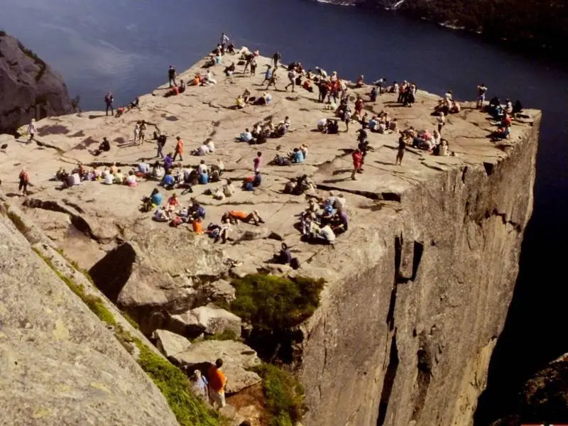 Preikestolen, el P&uacute;lpito, Noruega.