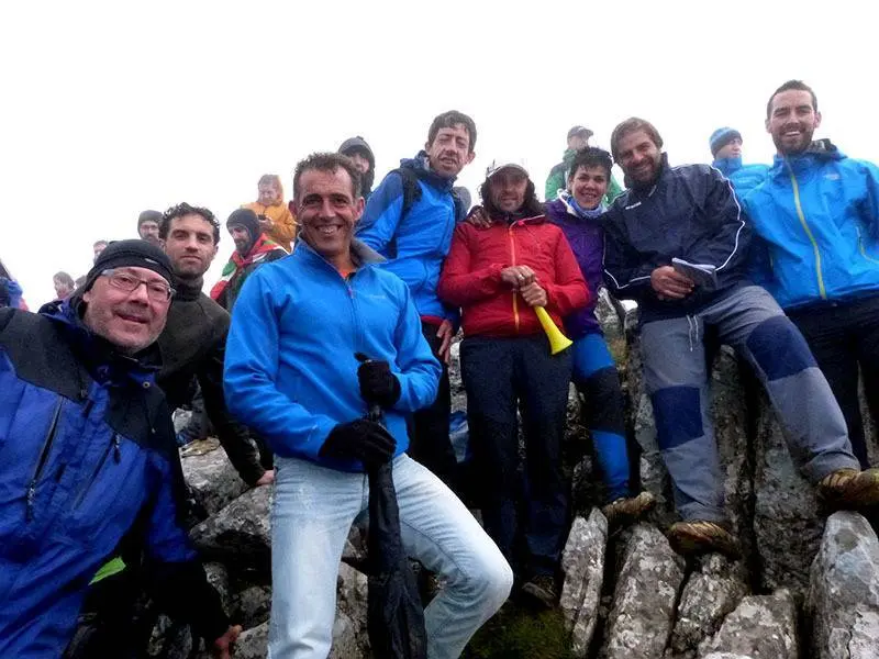 Nuestro grupo, en la cima