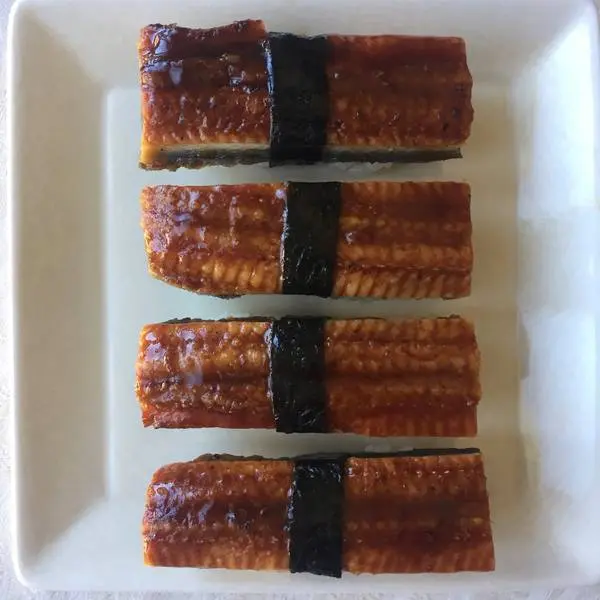 Nigiris de anguila