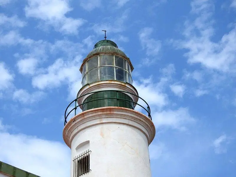 El faro de la Isabel II