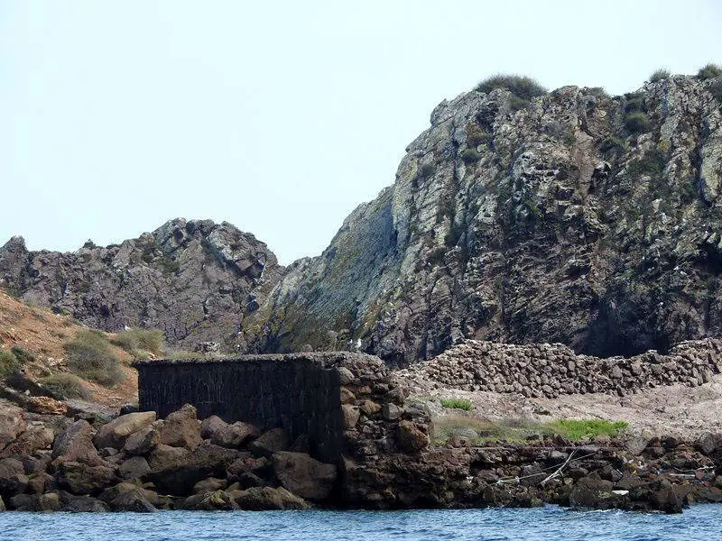 El viejo dique, en la isla del Rey