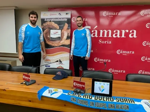 De izquierda a derecha: Sevillano y Prades.