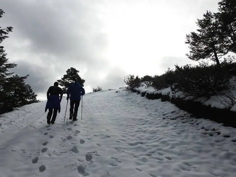 Desnivel antes del cruce con la pista