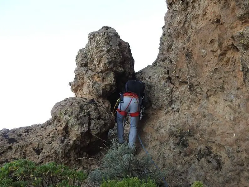 Pasando por el peque&ntilde;o agujero