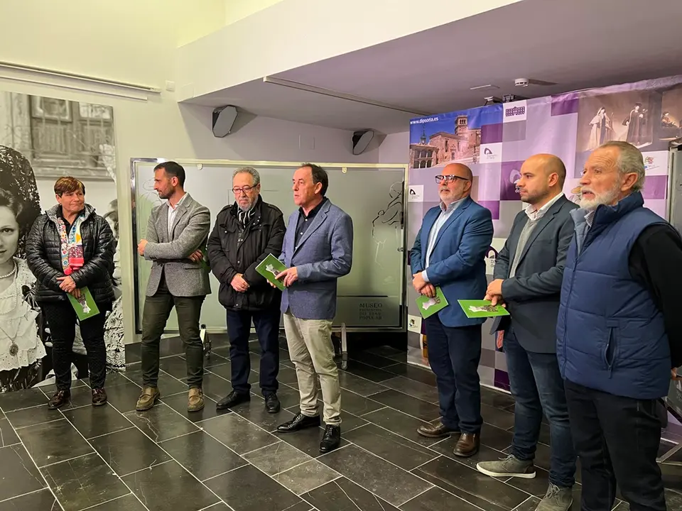 Inauguraci&oacute;n nueva exposici&oacute;n Mor&oacute;n de Almaz&aacute;n