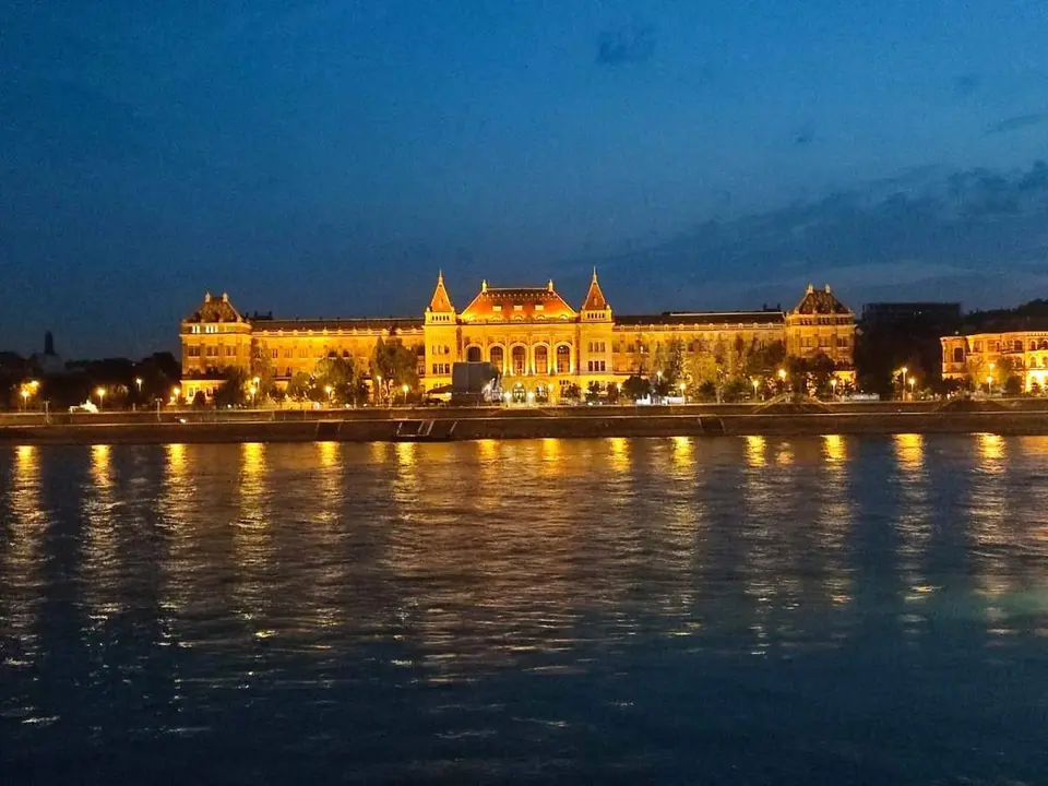 Nuestro barrio y cercan&iacute;as en Budapest (1)
