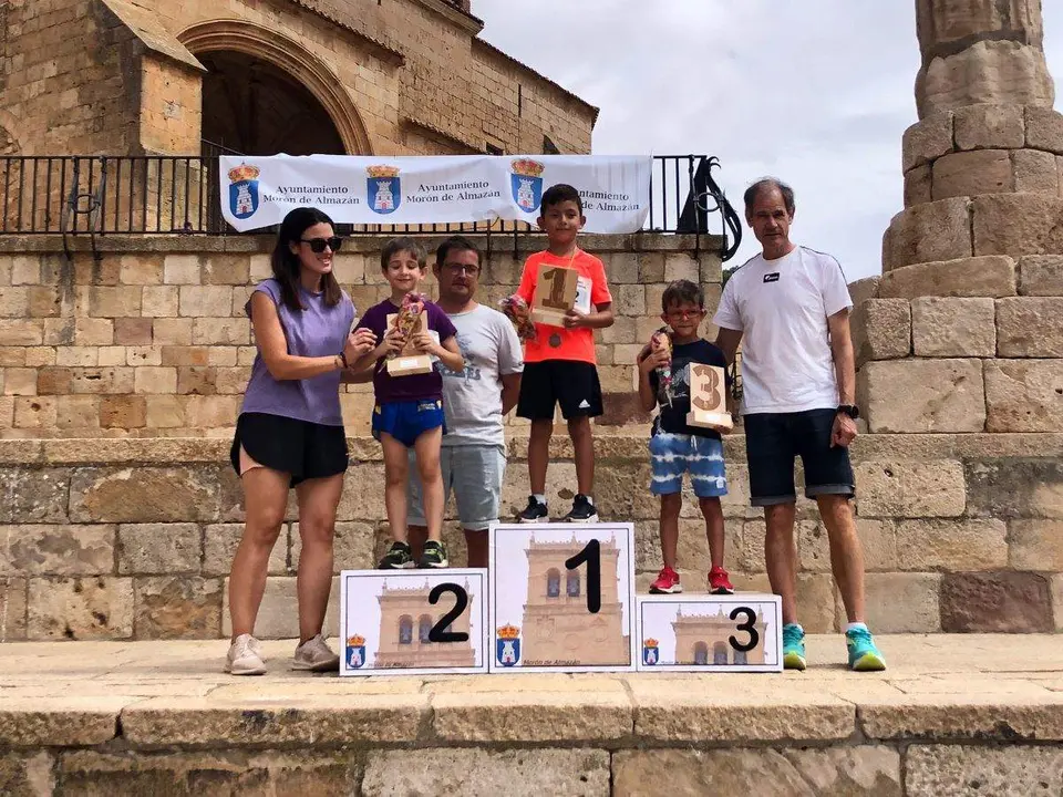 Carrera Popular de Mor&oacute;n de Almaz&aacute;n (1)