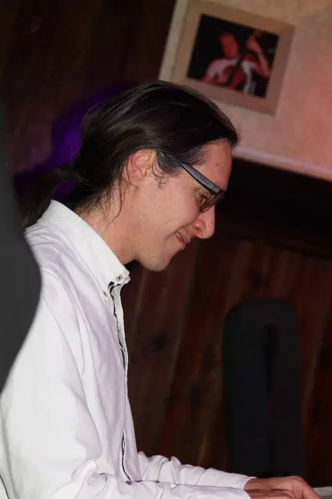 Groove Premade en Avalon12