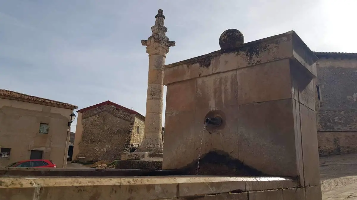 Ca&ntilde;&oacute;n de Caracena y Carrasca de Valderrom&aacute;n (1)