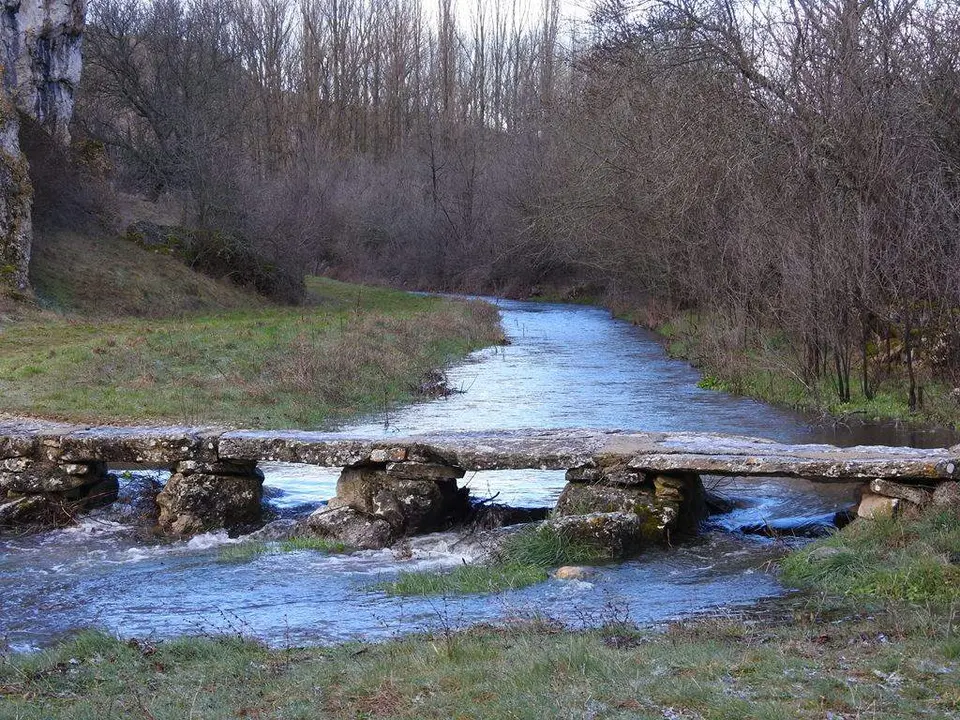 Ca&ntilde;&oacute;n del Talegones entre Torrevicente y Lum&iacute;as (2)