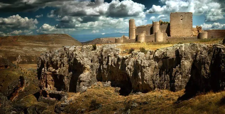 Castillo de Caracena Lista Roja