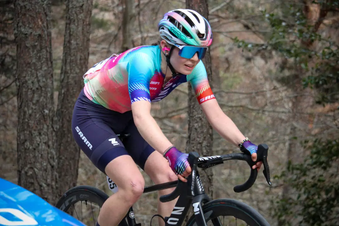 Vuelta Ciclista a Espa&ntilde;a femenina a 1 km de meta y podios-8