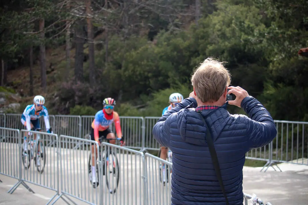 Vuelta Ciclista a Espa&ntilde;a femenina a 1 km de meta y podios-64