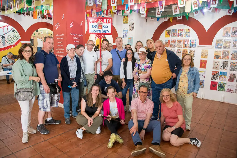 Visita Asovica a la Cuadrilla de San Esteban11