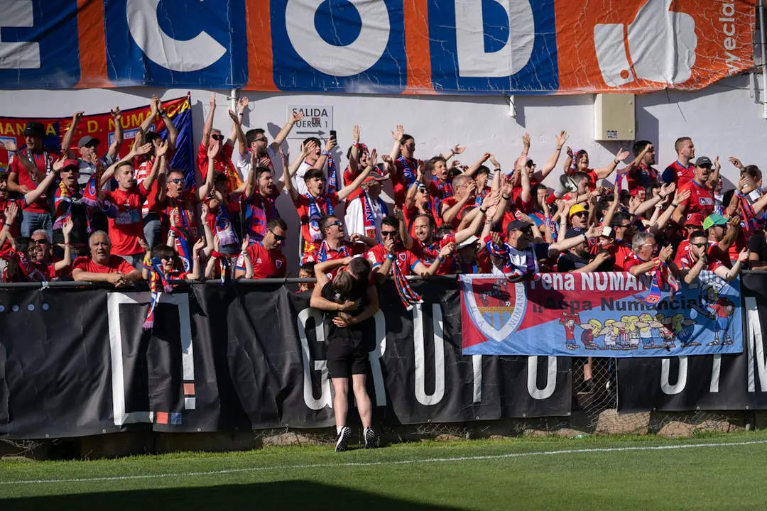 Yeclano vs Numancia calentamiento-03