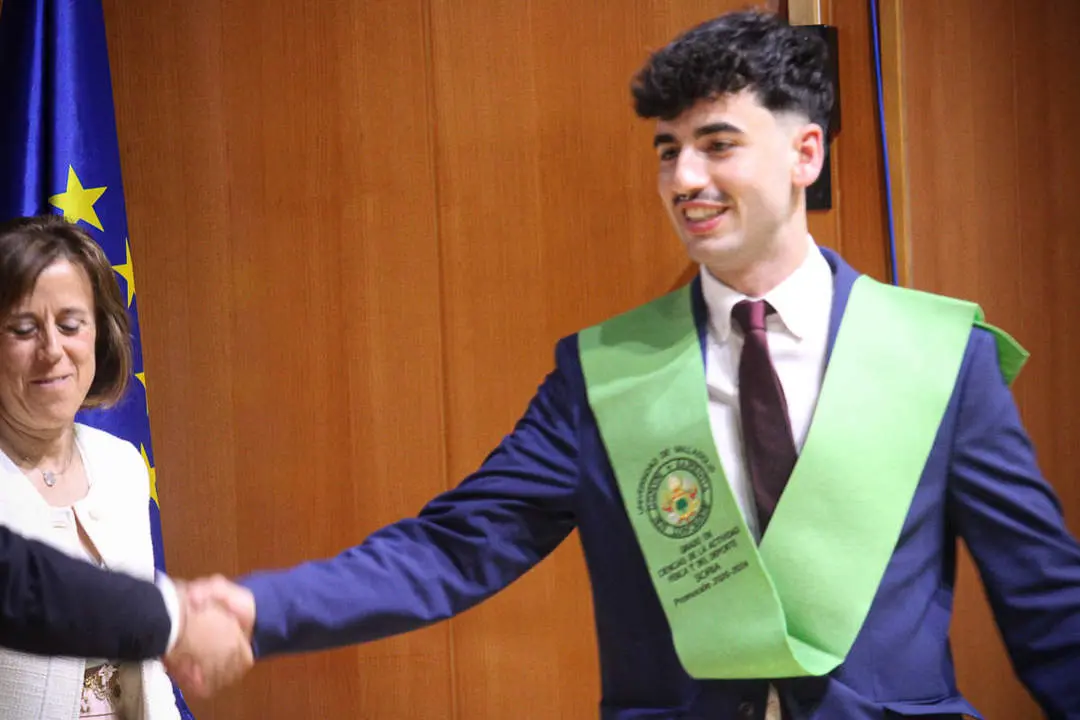 Graduaci&oacute;n alumnos Grado en Ciencias de la Actividad F&iacute;sica y del Deportes-12