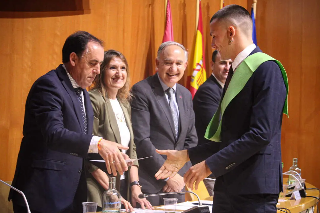 Graduaci&oacute;n alumnos Grado en Ciencias de la Actividad F&iacute;sica y del Deportes-18