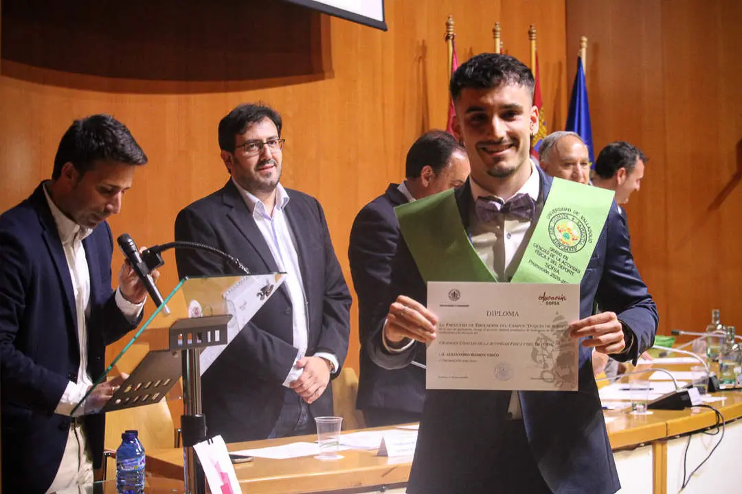 Graduaci&oacute;n alumnos Grado en Ciencias de la Actividad F&iacute;sica y del Deportes-74
