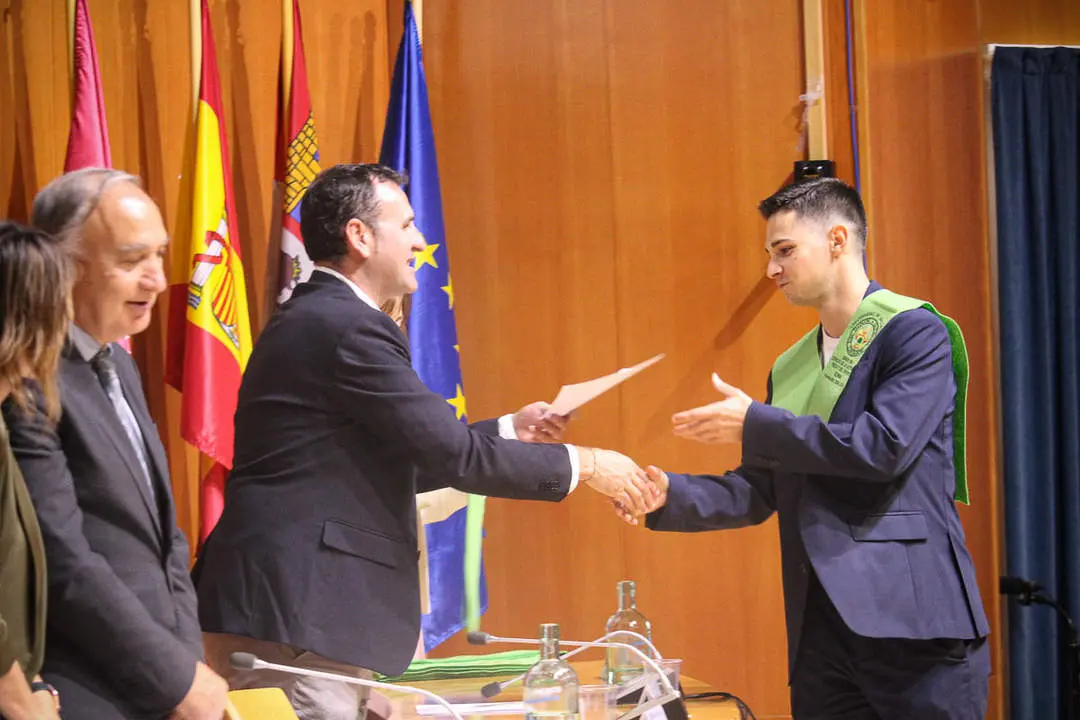 Graduaci&oacute;n alumnos Grado en Ciencias de la Actividad F&iacute;sica y del Deportes-82