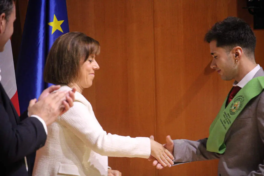 Graduaci&oacute;n alumnos Grado en Ciencias de la Actividad F&iacute;sica y del Deportes-85