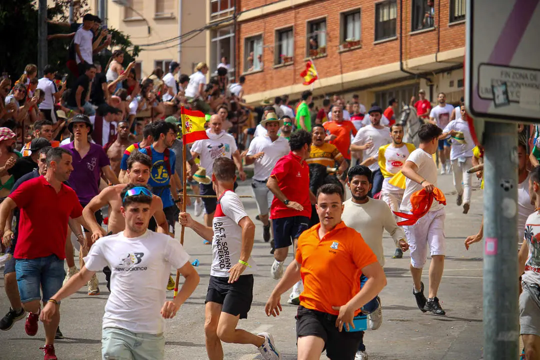 Llegada de los novillos a la plaza de toros-23