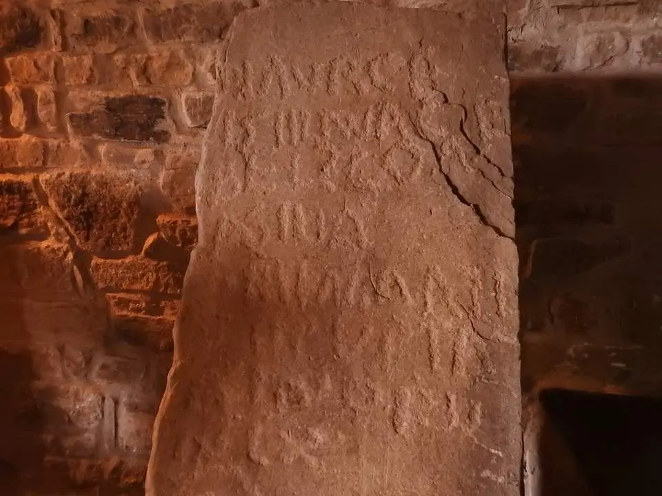 Estelas funerarias romanas con protoeuskera en Tierras Altas  (6)