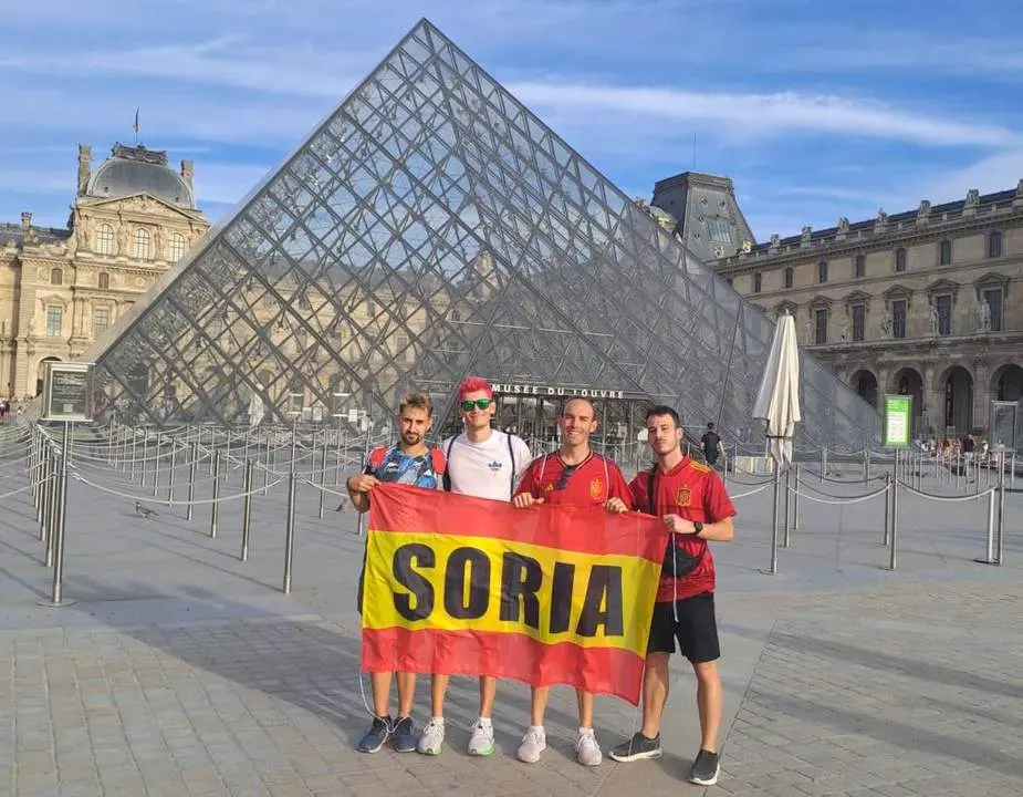 Atletas sorianos en Par&iacute;s