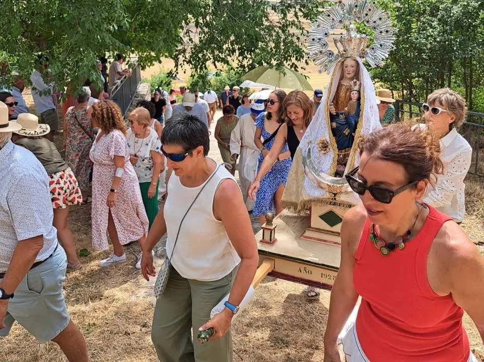 Virgen del Almuezo, Narros (2)