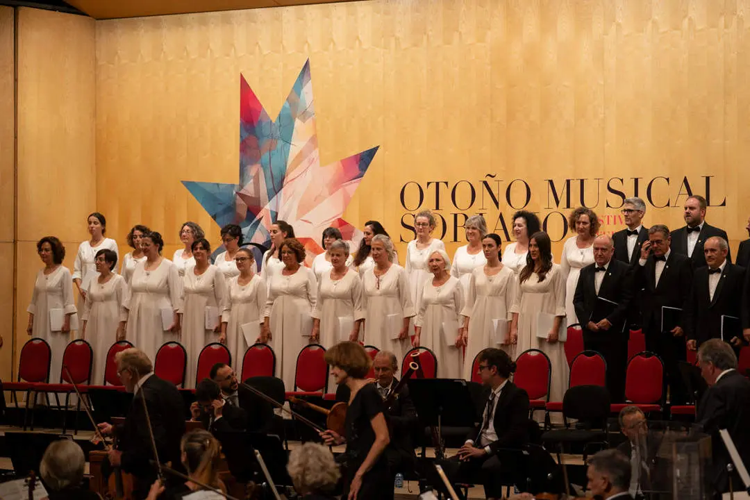 Orquesta de Navarra y Orf&eacute;on Pamplon&eacute;s-13