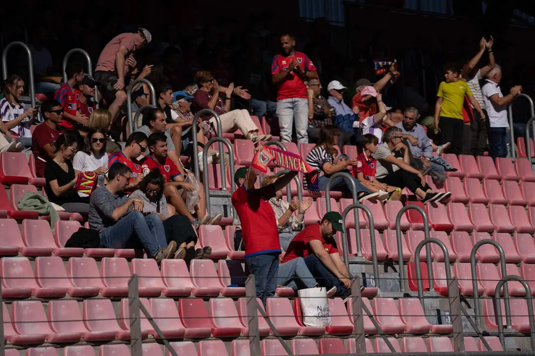Numancia vs Pontevedra-42