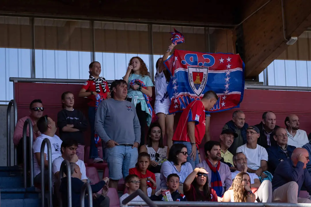 Numancia vs Pontevedra-40