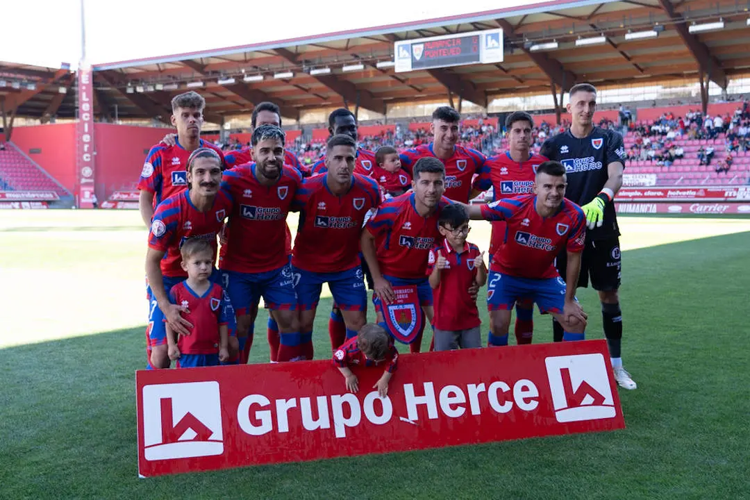 Numancia vs Pontevedra-02