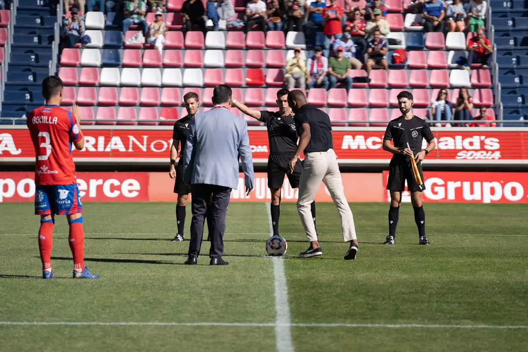 Numancia vs Pontevedra-49