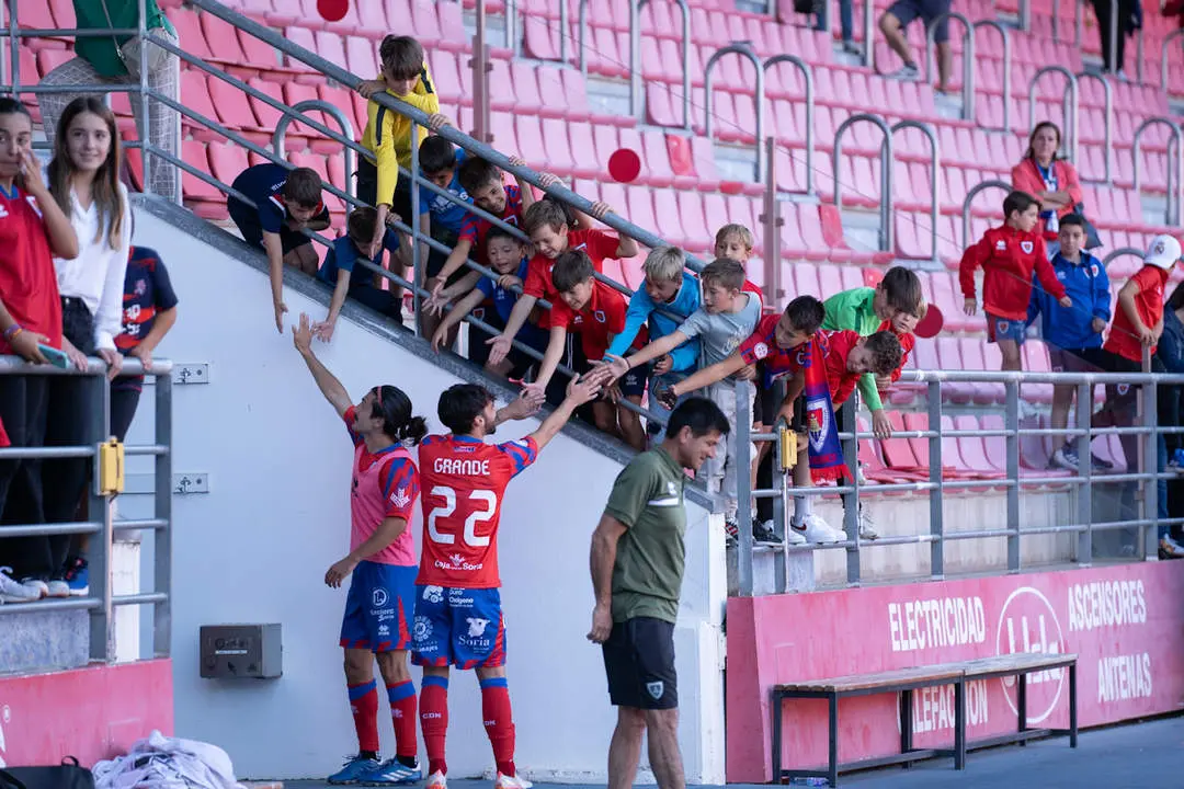 Numancia vs Pontevedra-08