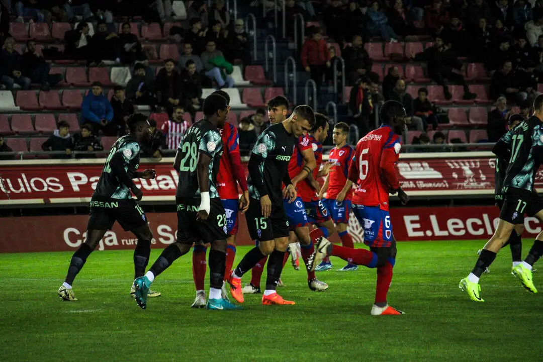 Numancia-Sporting de Gij&oacute;n-9