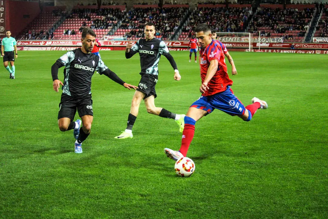Numancia-Sporting de Gij&oacute;n-10