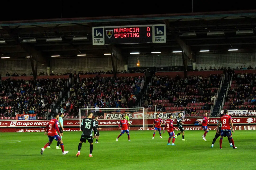 Numancia-Sporting de Gij&oacute;n-16
