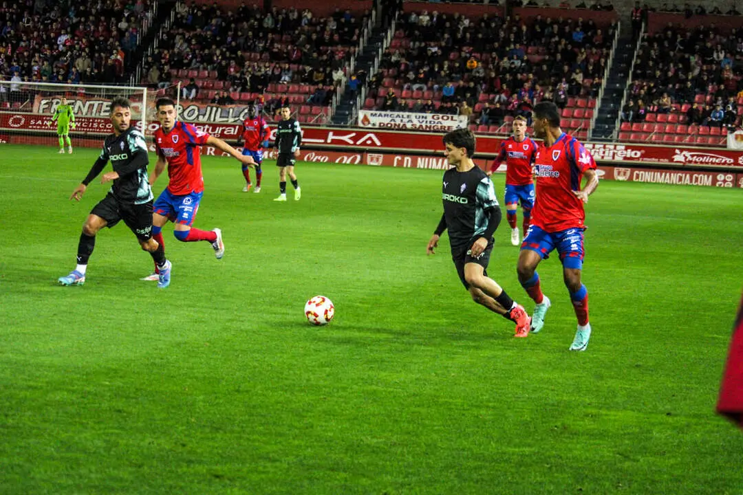 Numancia-Sporting de Gij&oacute;n-18