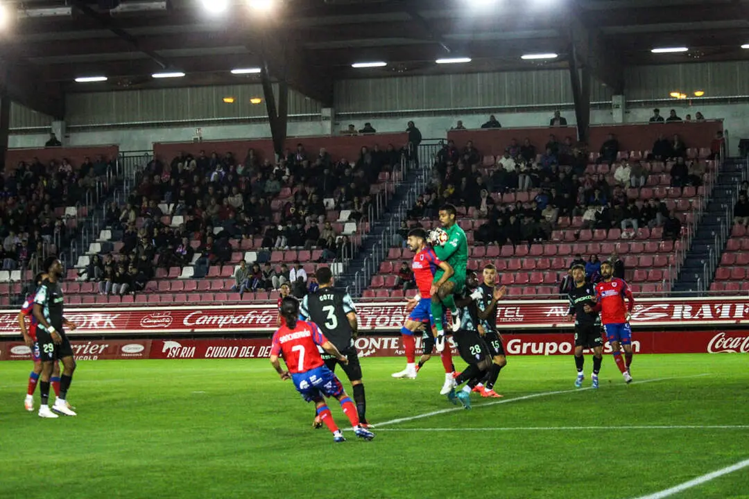 Numancia-Sporting de Gij&oacute;n-42