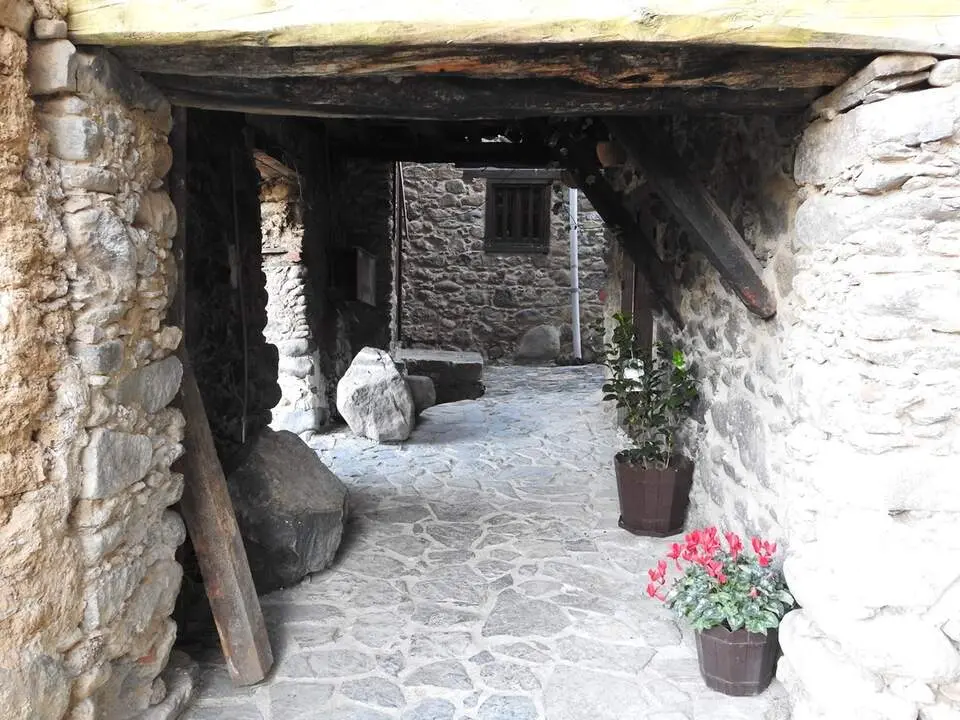 4. Kakopetria (10)