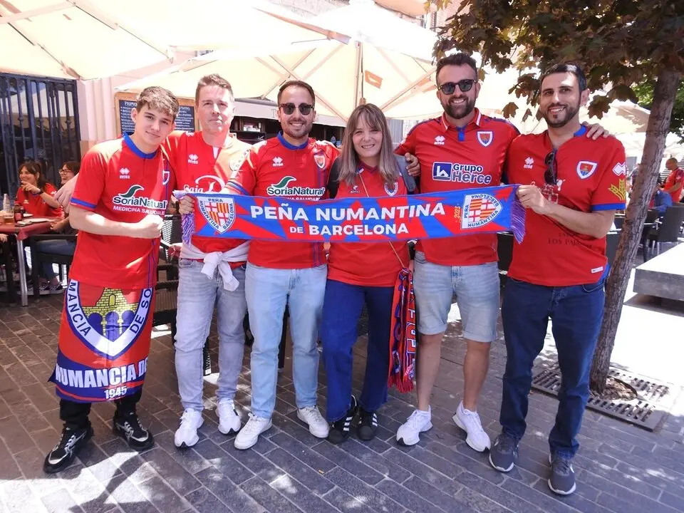 Aficionados del CD Numancia en Teruel (10)