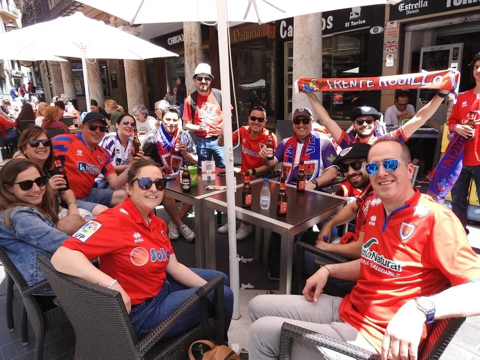 Aficionados del CD Numancia en Teruel (23)