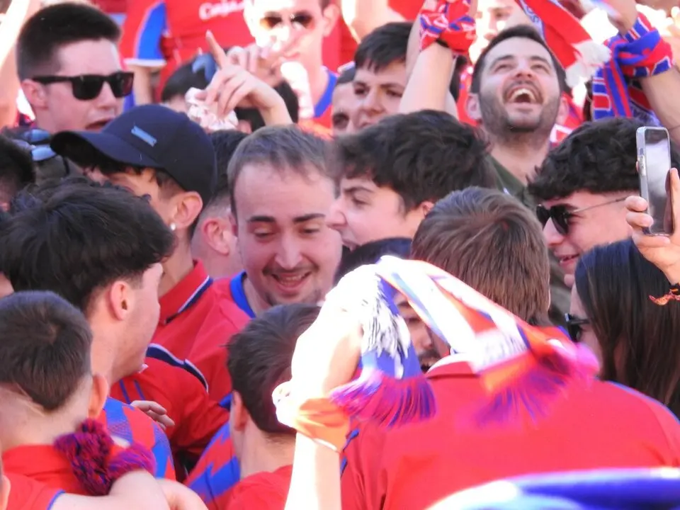 Llegada del Numancia a Pinilla, campo del Teruel (16)