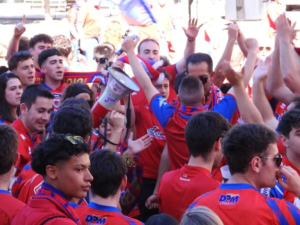 Llegada del Numancia a Pinilla, campo del Teruel (21)