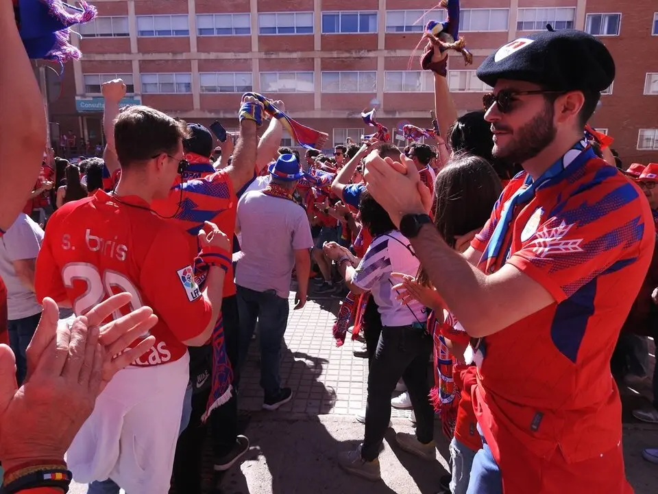 Llegada del Numancia a Pinilla, campo del Teruel (30)