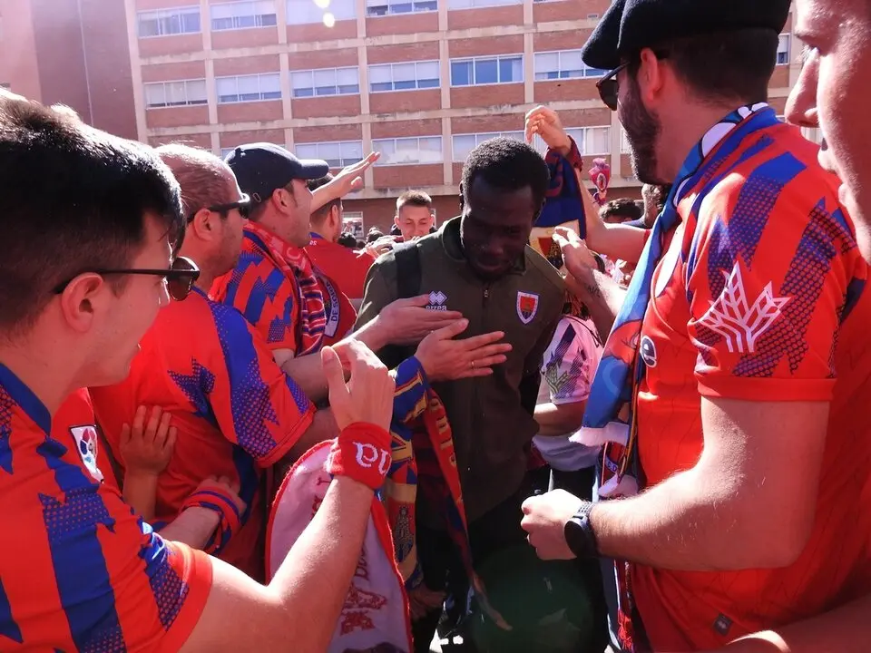 Llegada del Numancia a Pinilla, campo del Teruel (32)