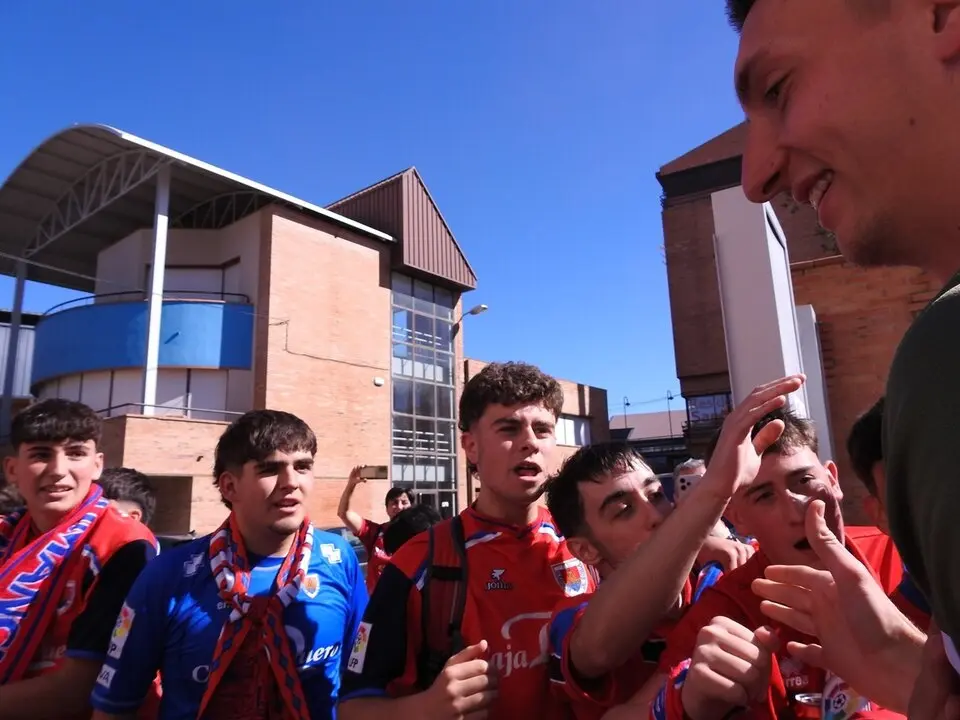 Llegada del Numancia a Pinilla, campo del Teruel (34)