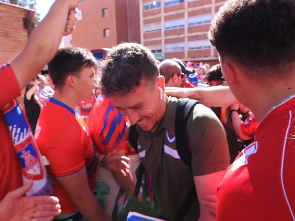 Llegada del Numancia a Pinilla, campo del Teruel (44)