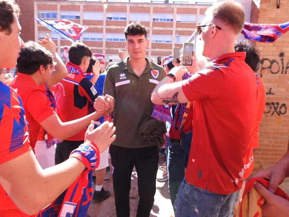 Llegada del Numancia a Pinilla, campo del Teruel (47)